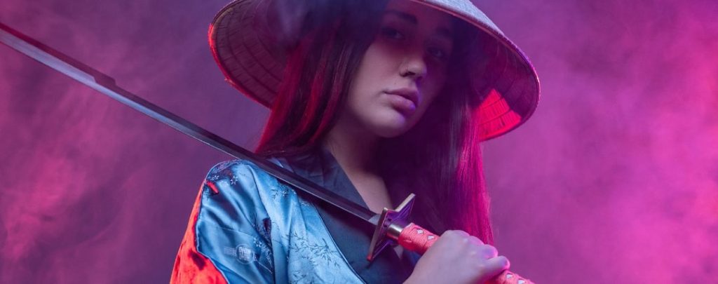 Las Mujeres Samuráis Katana